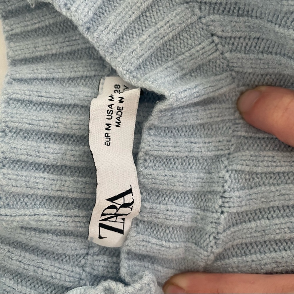 Zara Light Blue Ribbed Sweater
